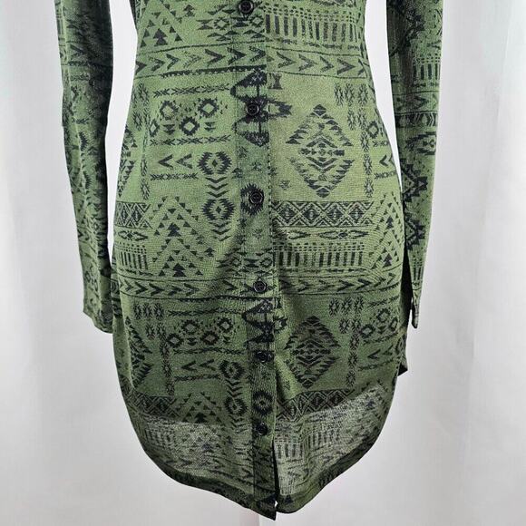 Women's Green Aztec Print Long Sleeve Button Front Shirt Dress Size Small - Picture 3 of 13